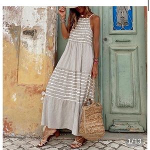 Womens size small maxi dress